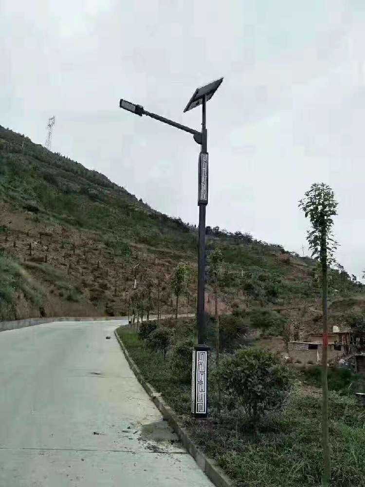 华宁县仿古太阳能路灯